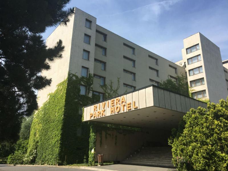 Riviera Park Hotel Балатонфельвар Екстер'єр фото